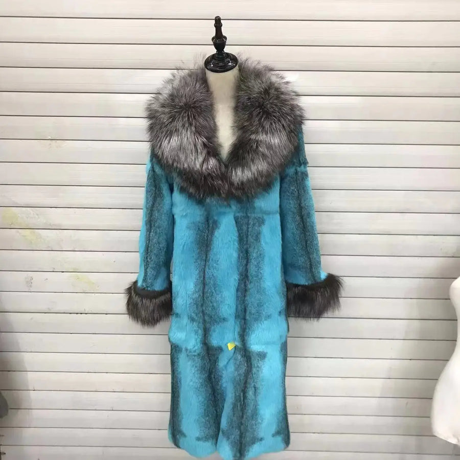 Damen Wintermantel aus Kunstpelz mit breitem Kragen und Gürtel