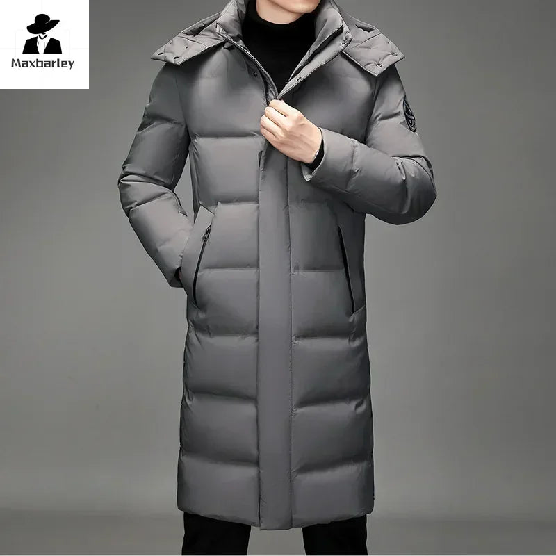Langer Herren Winter Steppmantel mit Kapuze und Fellimitat-Besatz