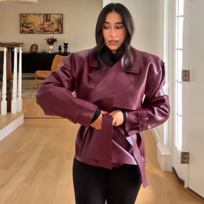 Damen Wickeljacke mit Bindegürtel, Lederoptik, Grün