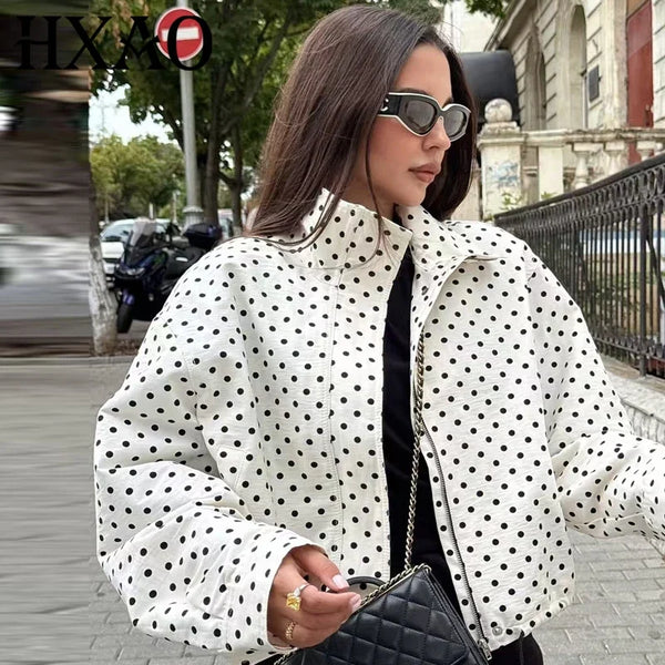 Korte dameswindbreaker met stippen, opstaande kraag en ritssluiting