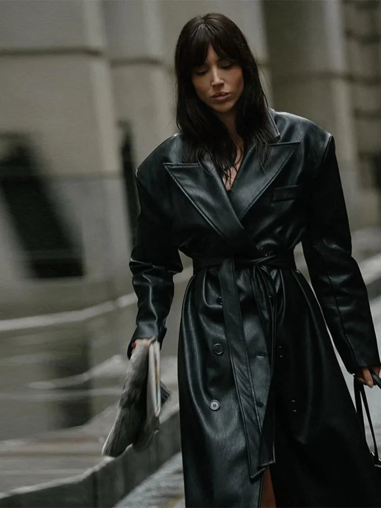 Damen Trenchcoat in Lederoptik mit Bindegürtel Langarm