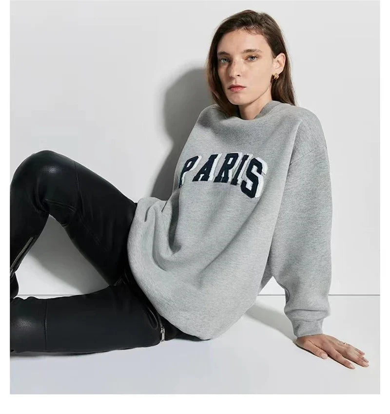 Grijs oversized damessweatshirt met ronde hals en logo-applicatie