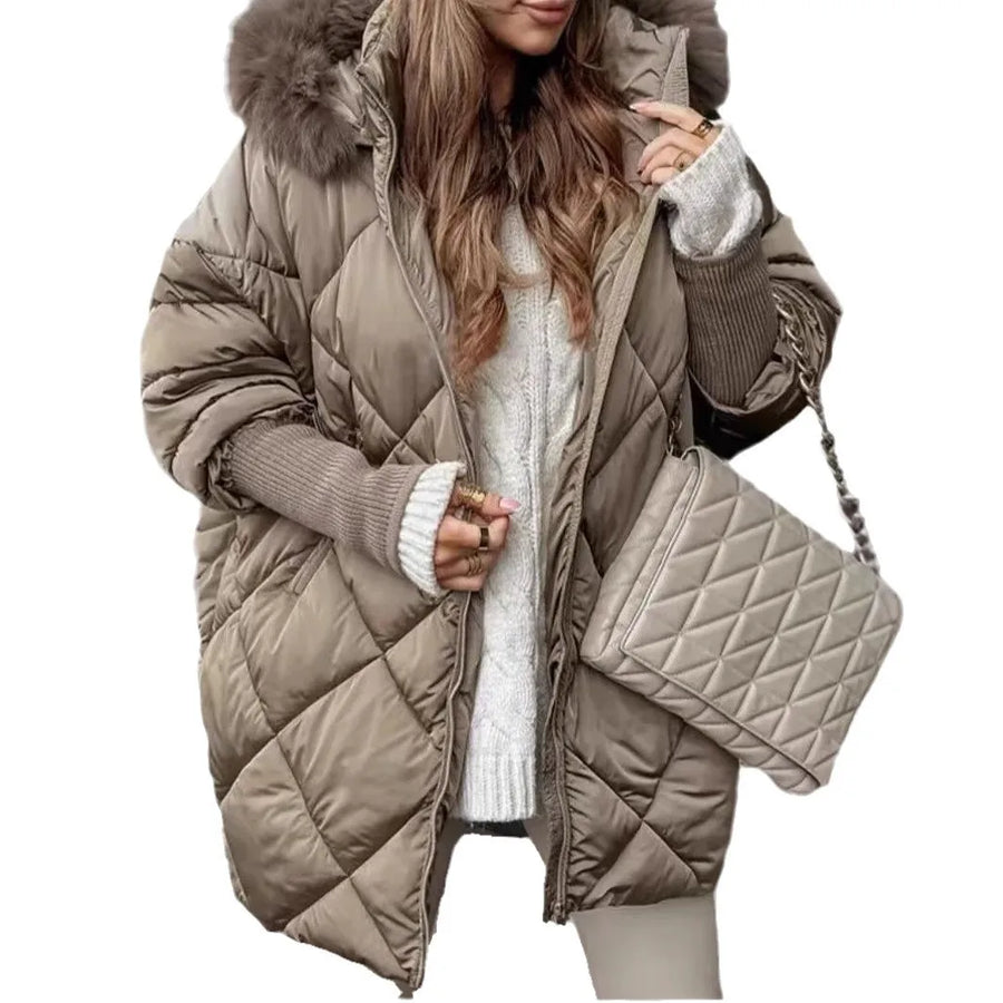 Damen Steppjacke mit Kapuze und Kunstfellbesatz, Raute-Muster, Reißverschluss
