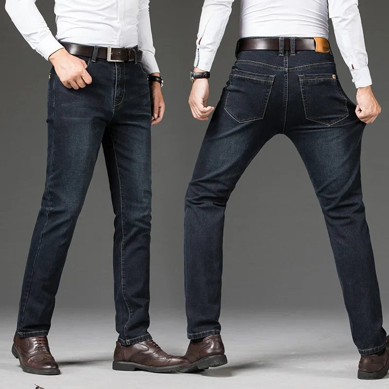 Herenjeans met klassieke pasvorm blauw zwart