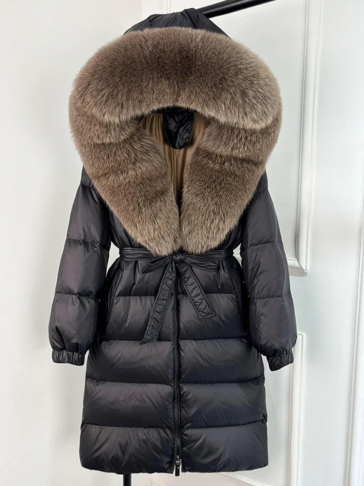 Damen Daunenmantel Schwarz mit pelzbesetzter Kapuze und Gürtel