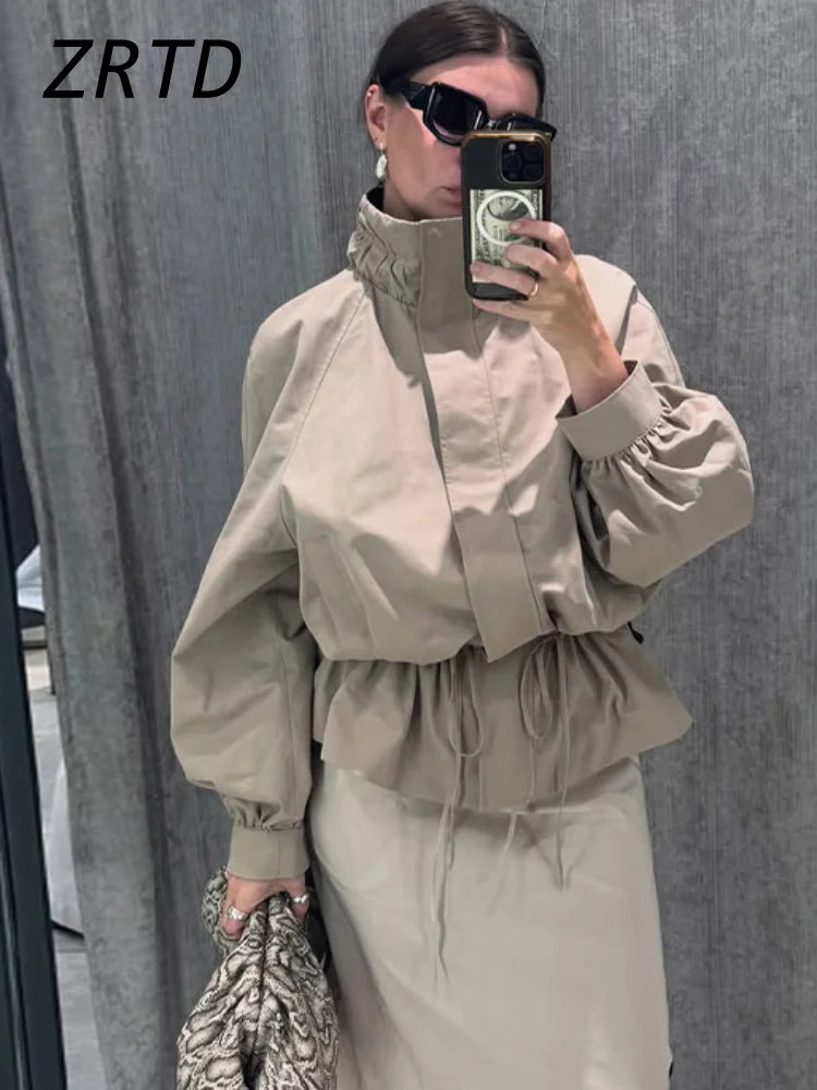 Damen Jacke Beige mit Tunnelzug Ballonärmel Stehkragen Kurz Übergangsjacke