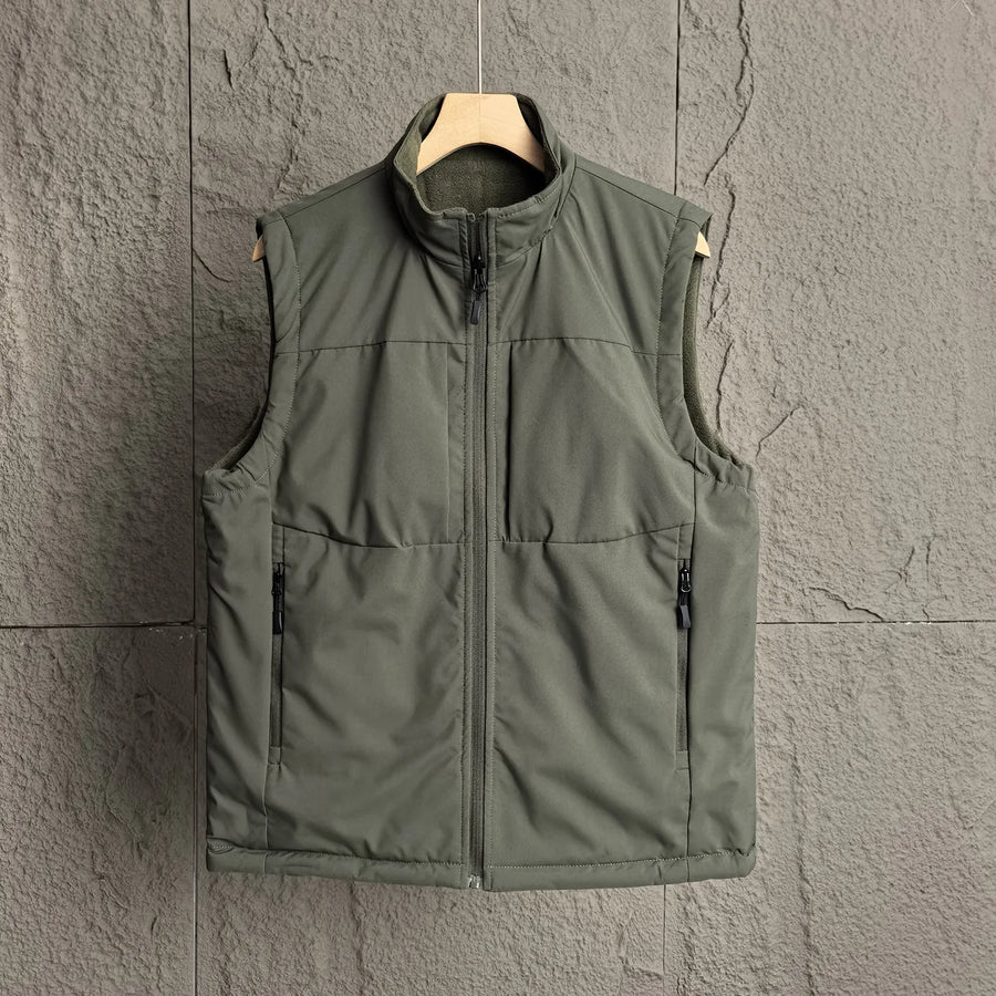 Herenoutdoorbodywarmer met opstaande kraag, ritssluiting en zonder mouwen