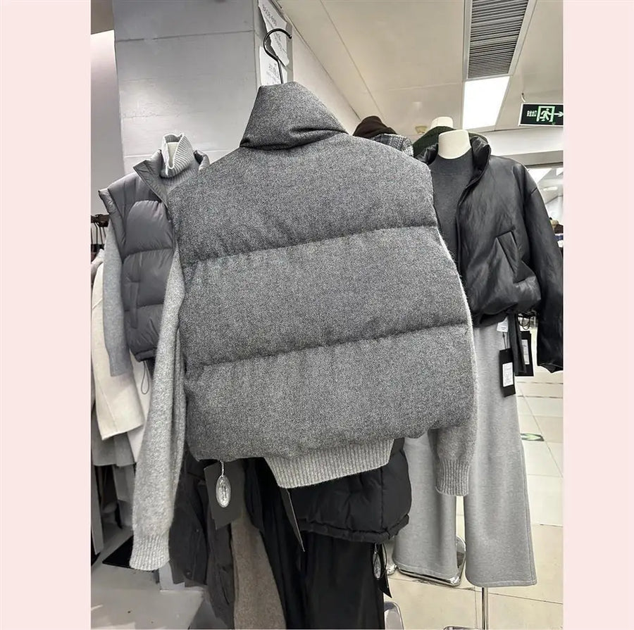 Unisex Steppweste Grau mit hohem Kragen und Taschen