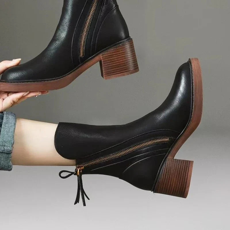 Damen Stiefeletten mit Reißverschluss und Blockabsatz aus weichem Material