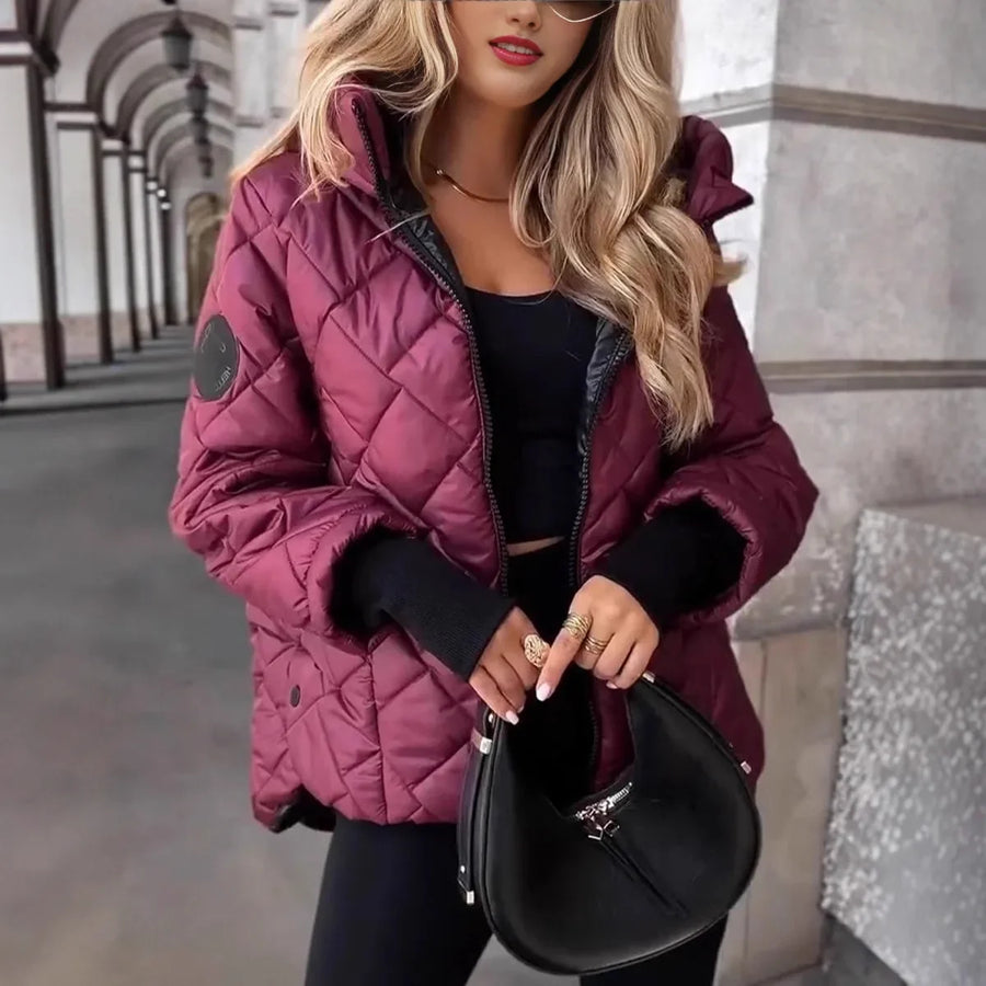 Damen Steppjacke mit Kapuze – Raute Design, Kurz Geschnitten, Bordeauxrot