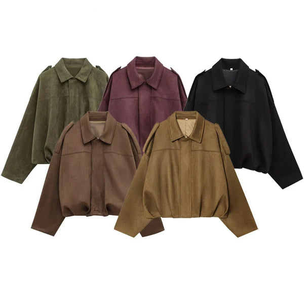 Kort damesbomberjack met oversized pasvorm, kraag en schouderriemen