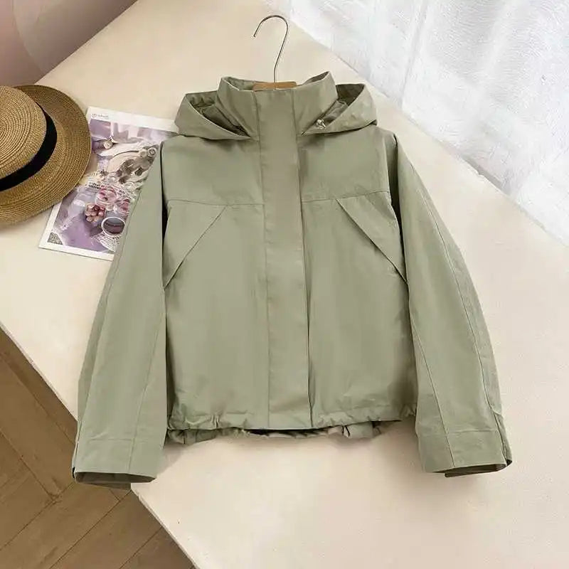 Kurze Kapuzenjacke mit hohem Kragen und Kordelzug, Weiß