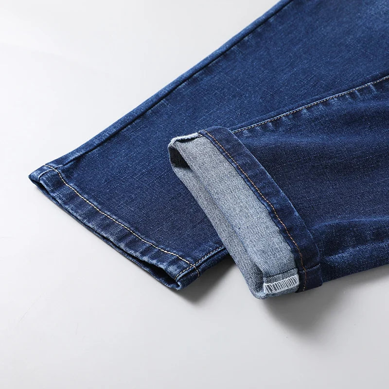 Herenjeans met klassieke pasvorm blauw zwart