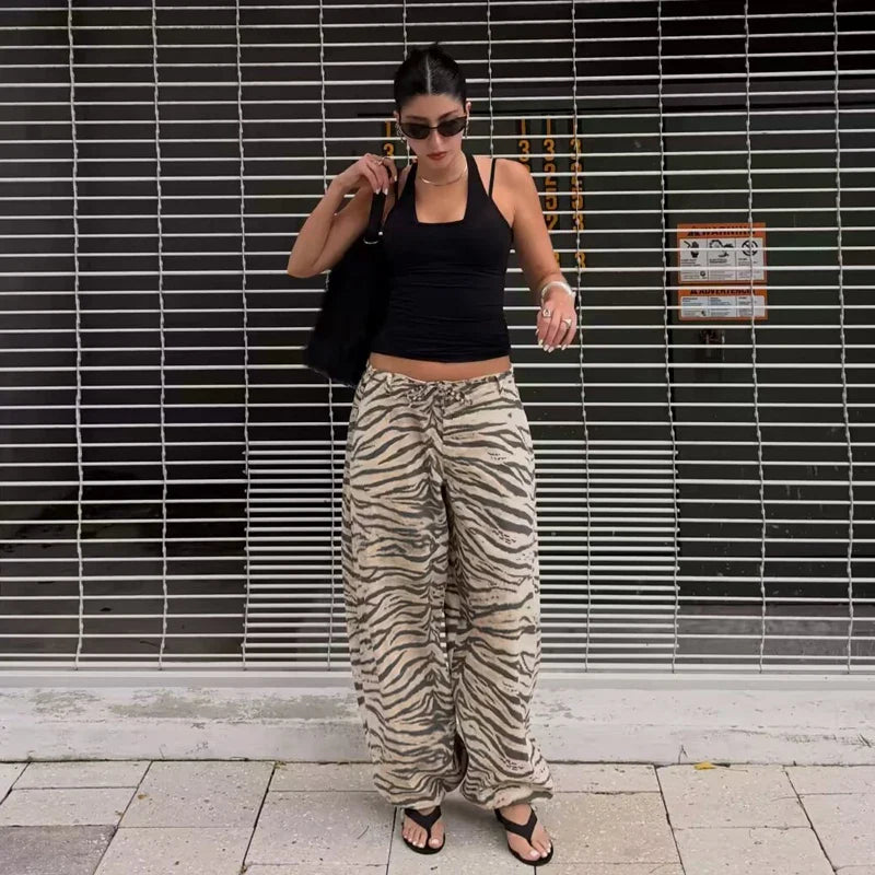 Damen Cargohose mit Animal-Print Weites Bein Beige Schwarz