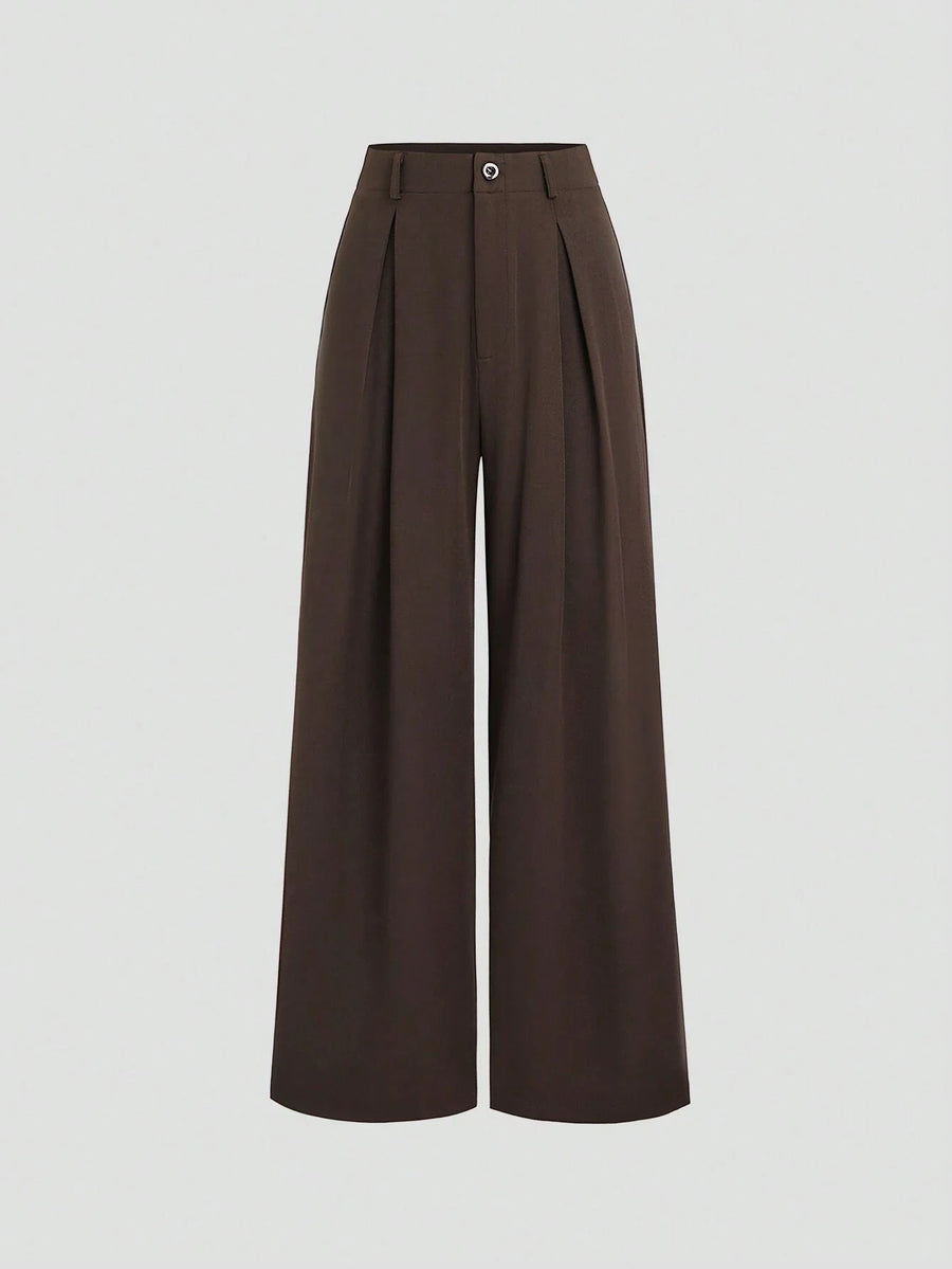 Damesbroek met wijde pijpen, pantalonplooien en hoge tailleband