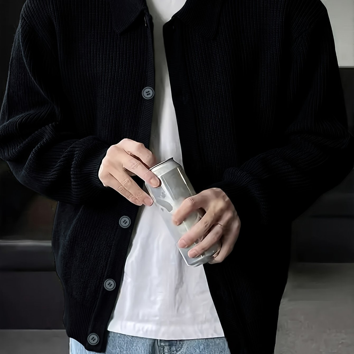 Gerippte Strickjacke mit Reverskragen und Knöpfen für Herren