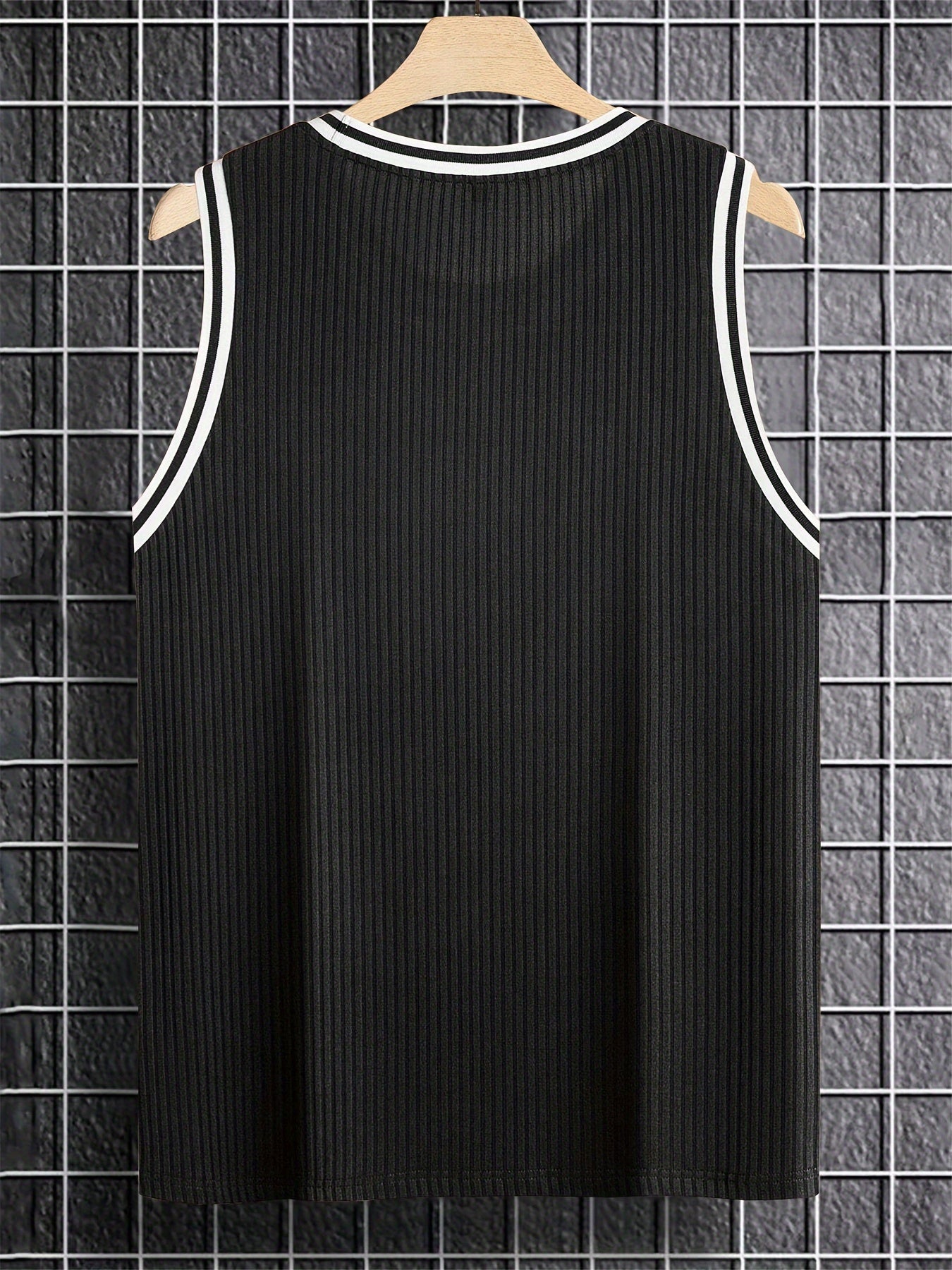 Herren Tanktop Sportlich mit Kontrastdetails – Lässiges Freizeit- und Fitnessshirt