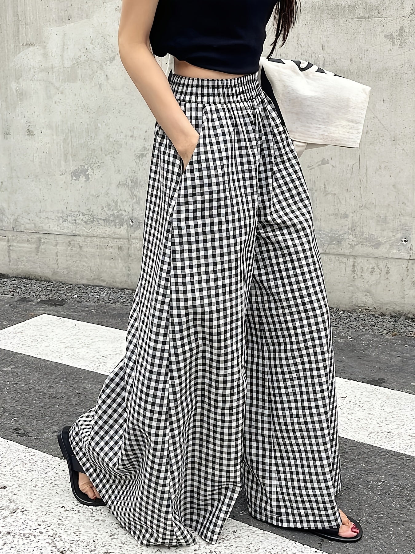 Damen Weite Hose mit Karomuster und hohem Bund – Stilvolle Freizeithose für Alltag & Ausgehen
