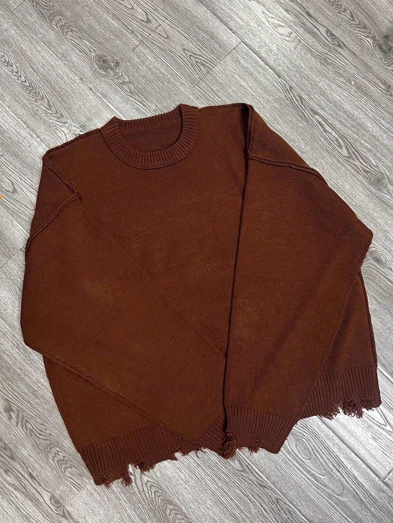 Unisex Distressed Pullover mit Rundhals und Rippstrickbündchen