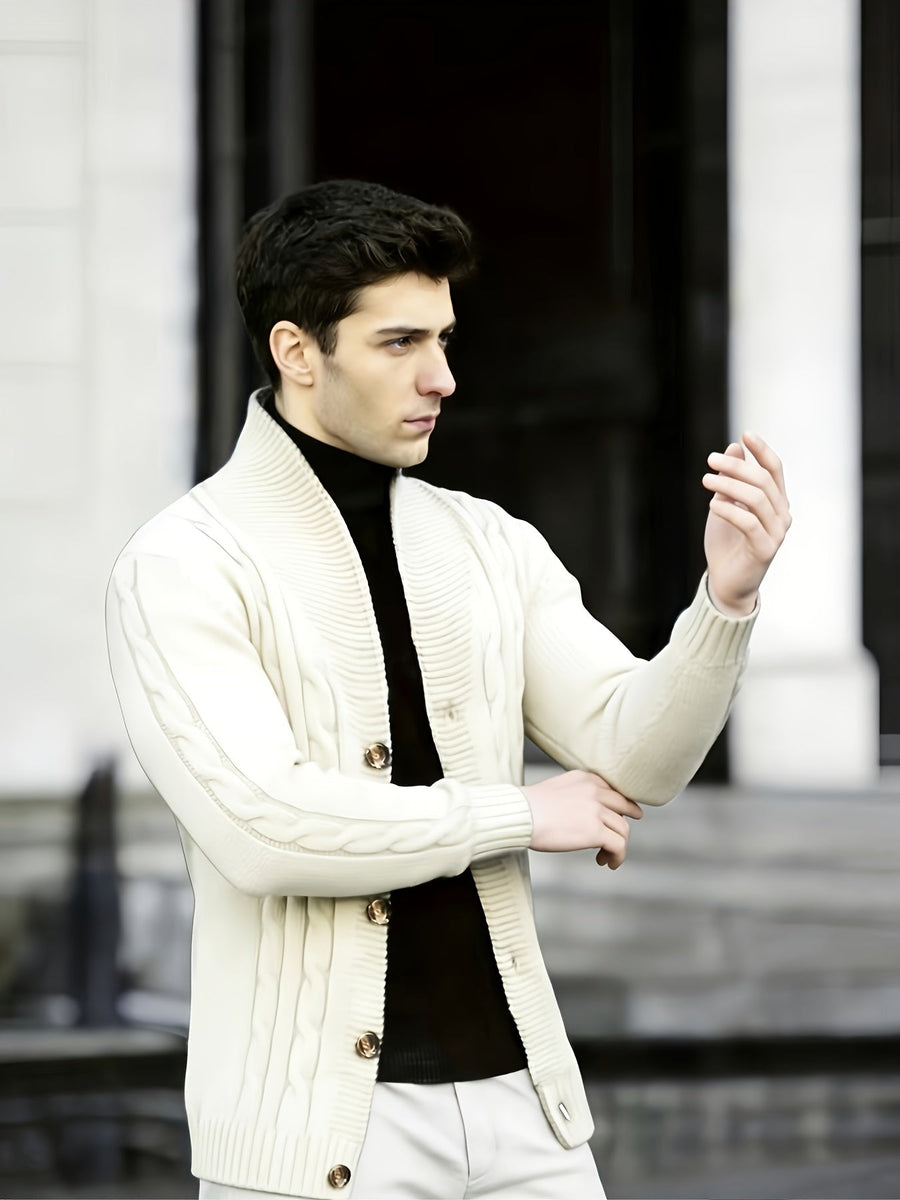 Herren Strickjacke mit Schalkragen und Zopfmuster