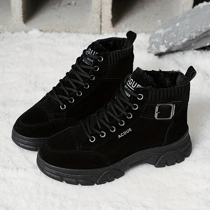 Winterstiefel gefüttert mit Schnürung, dicker Sohle und Schnallendetail