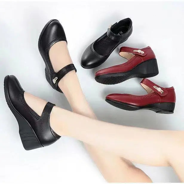 Damen Keilabsatz Schuhe mit Riemen und Schnalle