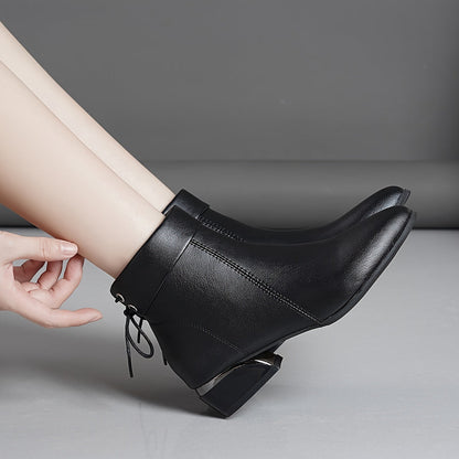 Damen Stiefeletten Schwarz mit Reißverschluss und Dekoschnürung