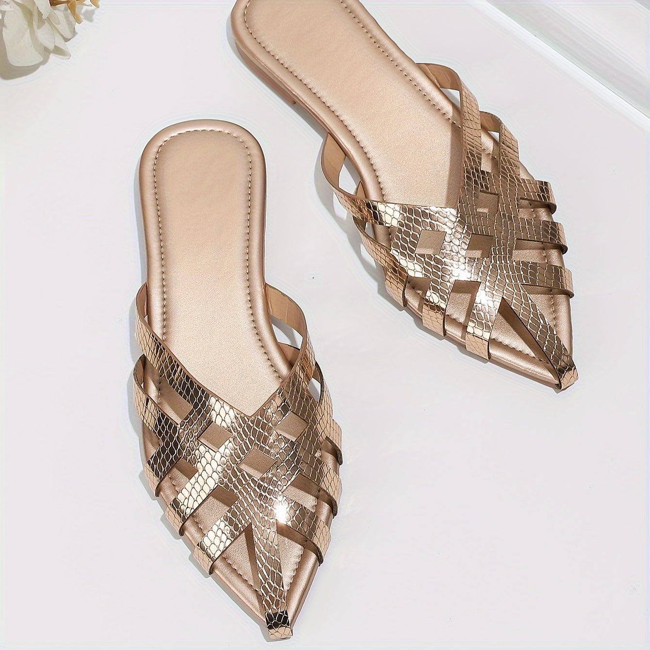 Damen Flache Mules mit Geflochtenem Design und Spitze – Elegante Slip-On Schuhe für Alltag und Ausgehen