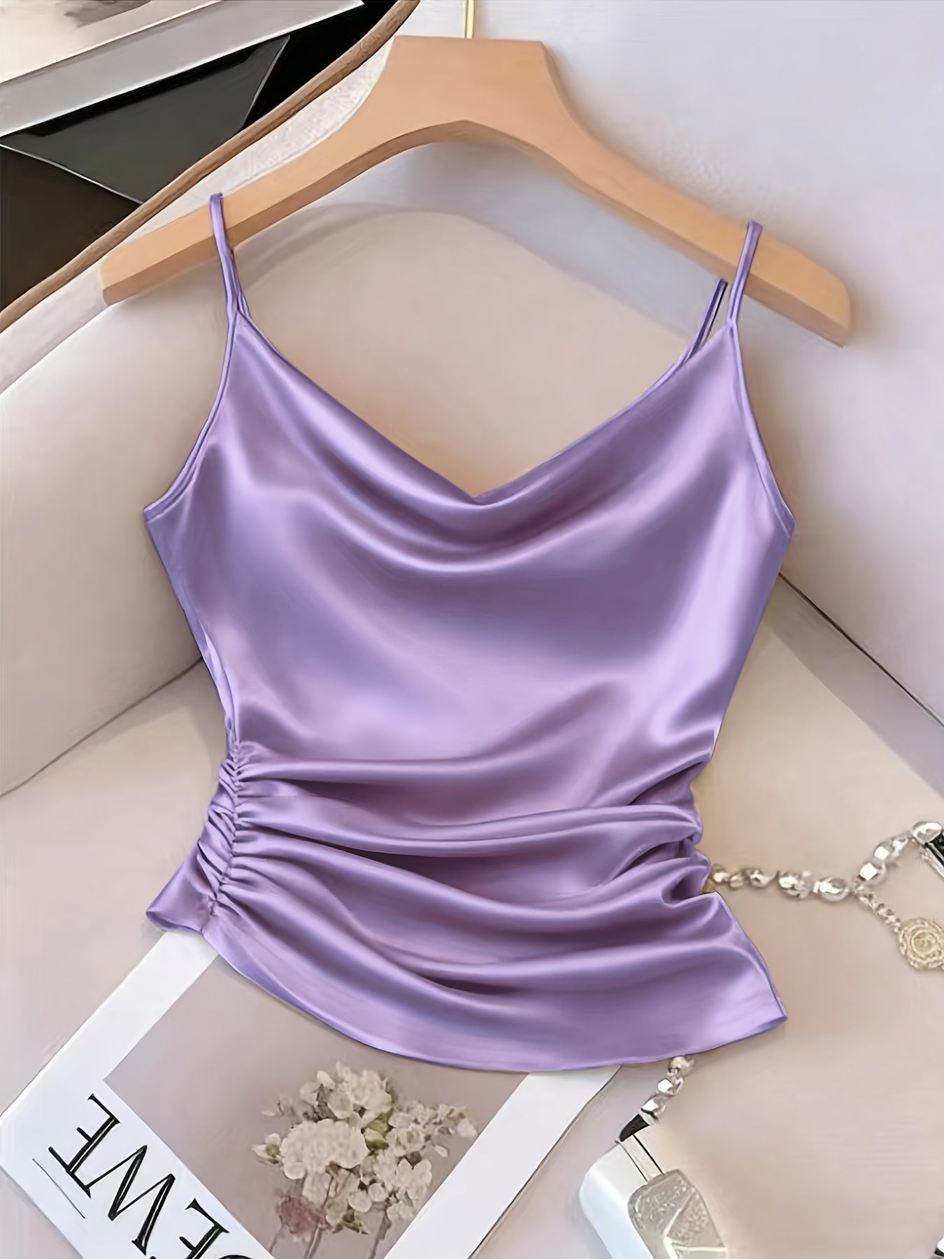 Damen Satin-Top mit Wasserfallausschnitt und Raffungen – Elegantes Camisole für besondere Anlässe