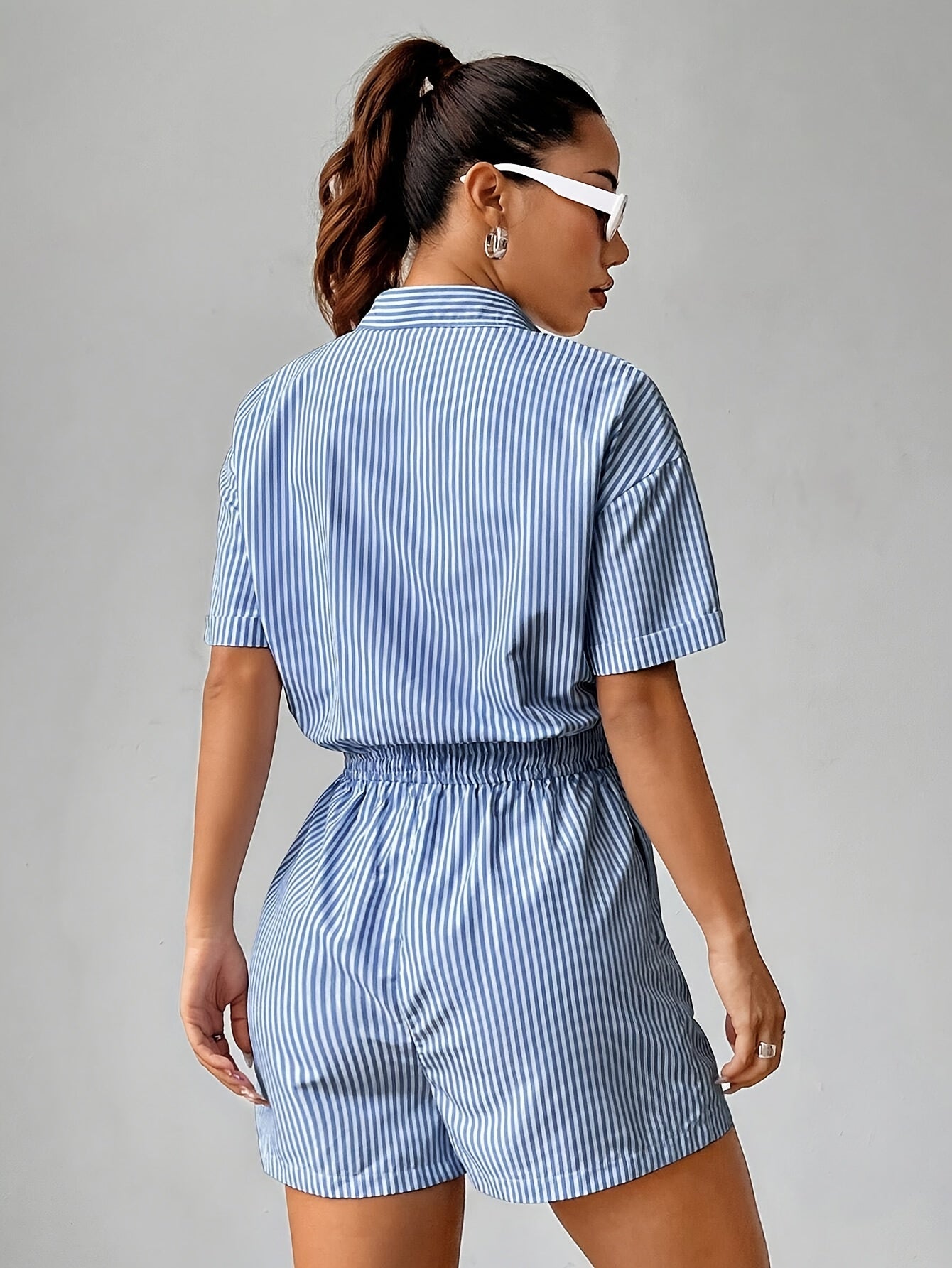 Damen Einteiler Kurzarm Jumpsuit mit Streifen und Kordelzug – Eleganter Freizeit-Look