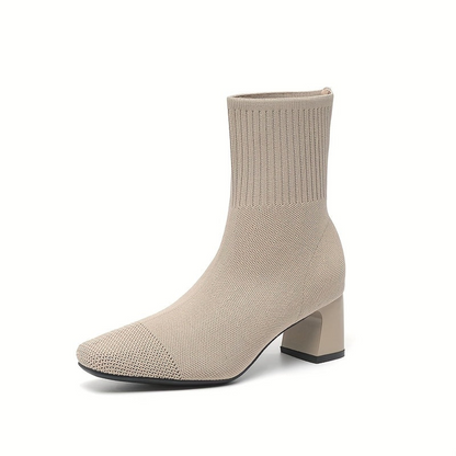 Damen Strick-Stiefelette mit Blockabsatz & spitzer Zehenpartie