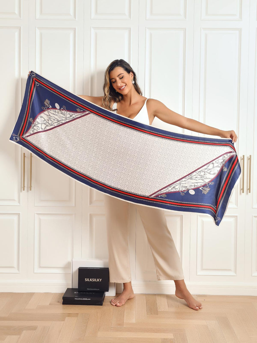 Dameshalsdoek met kettingmotief en kwastjesdetails in verschillende kleuren