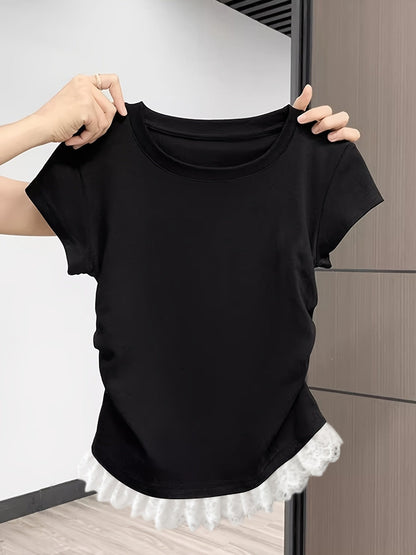 Damen T-Shirt mit Spitze und Raffungen – Feminines Kurzarm Top für Alltag und Freizeit