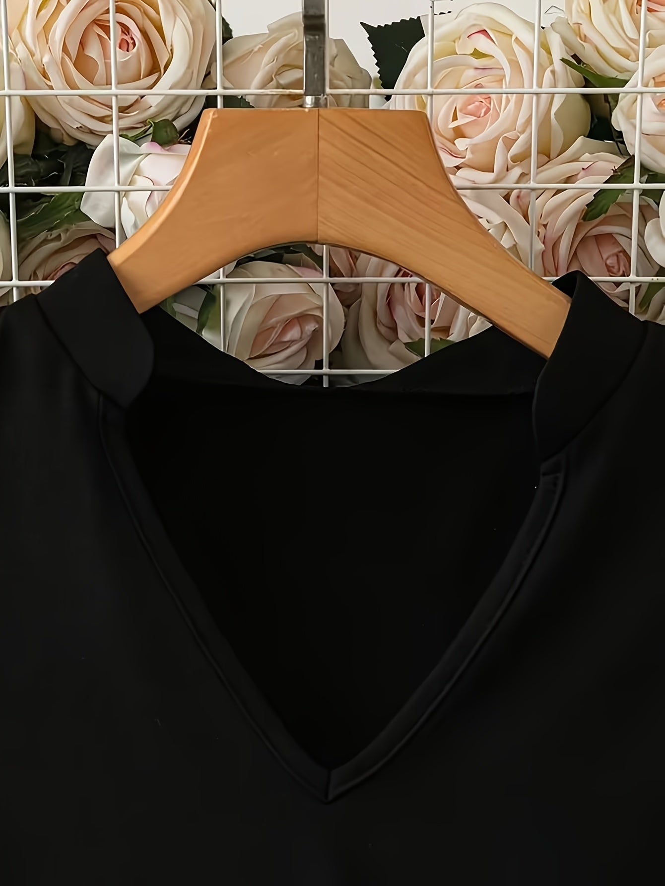 Damen Elegantes Kleid mit Streifenrock und Gürtel – Femininer Stil für besondere Anlässe