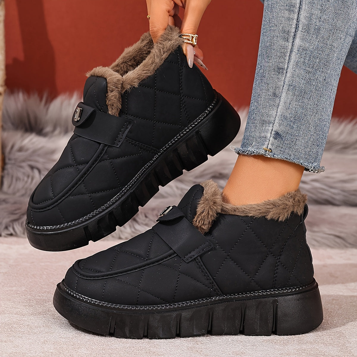 Damen Winter Stiefeletten Schwarz gesteppt mit Kunstfellfutter & dicker Sohle