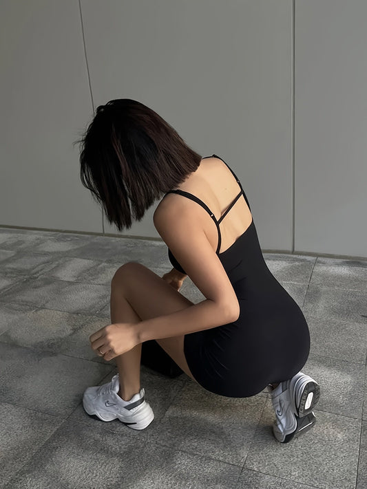 Damen Figurbetonter Jumpsuit mit Spaghettiträgern – Sportlich & Modern