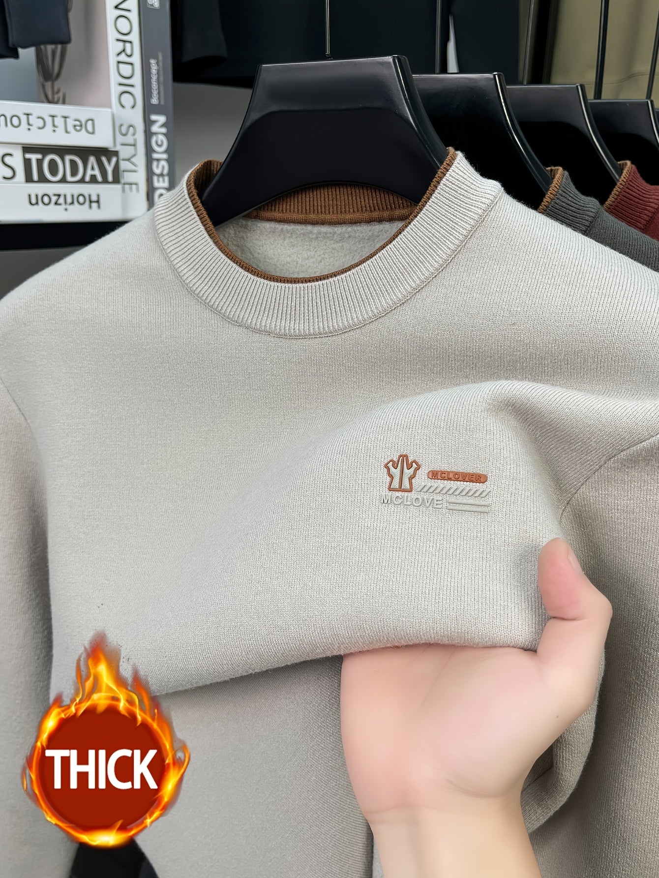 Herren Rundhals-Pullover in verschiedenen Farben, weiches Material, mit Rippbündchen und Logoplatte
