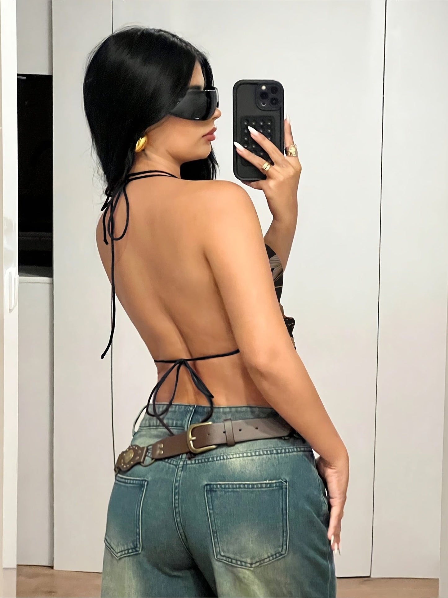 Damen Body mit tiefem Ausschnitt und Blumenmuster – Stylischer Einteiler für Freizeit und Ausgehen