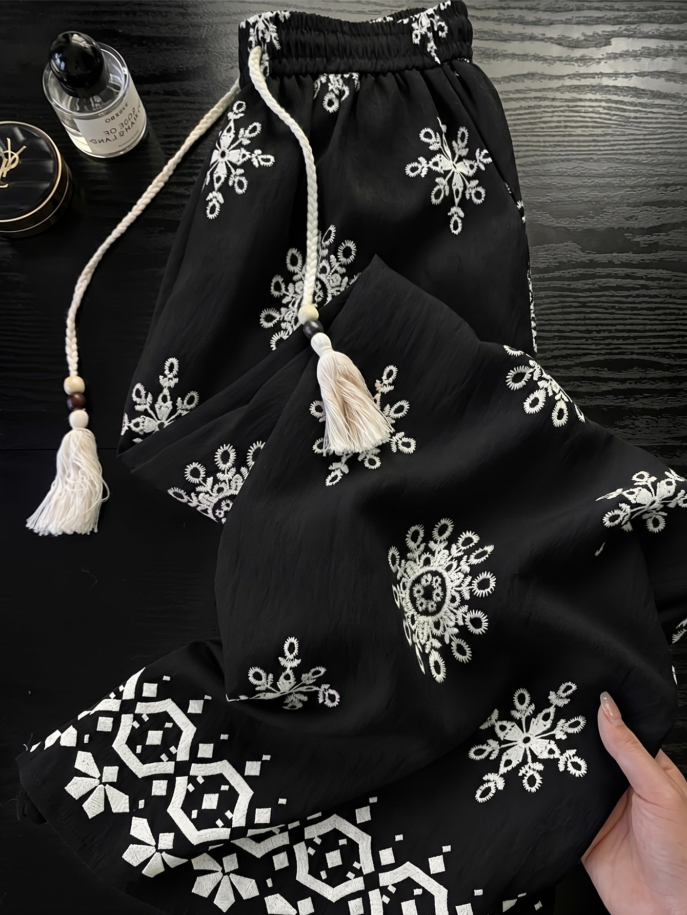 Damen Palazzo-Hose mit Boho-Stickerei und weitem Bein – Eleganter Freizeit-Look