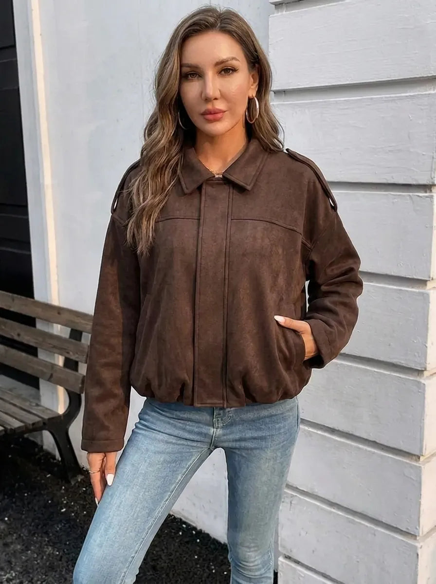 Damen Kurzjacke im Bomber-Stil mit Kragen und Schulterriegeln